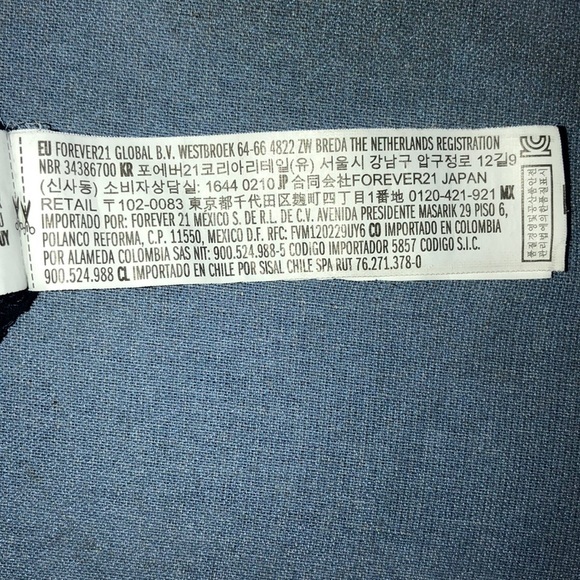 FOREVER‎ 21 Shirt Sleeve Tee - Picture 5 of 5